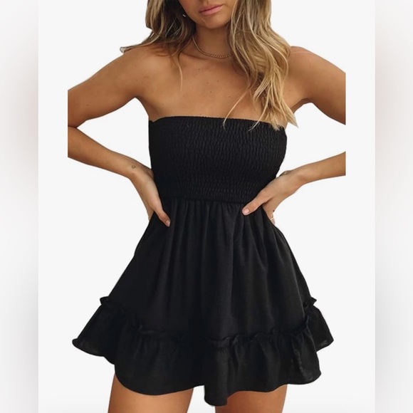 Tsher Dresses & Skirts - Elegant Strapless Black Dress